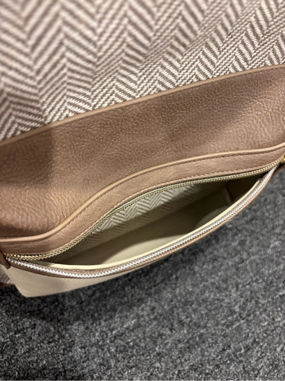 Itzy Ritzy Mini Backpack Vanilla Latte